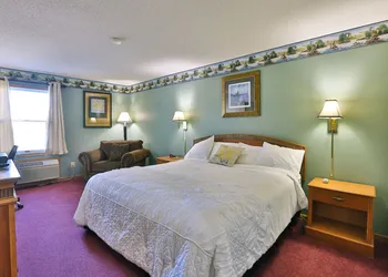 Amerivu Inn And Suites New Richmond hotel thumbnail 5