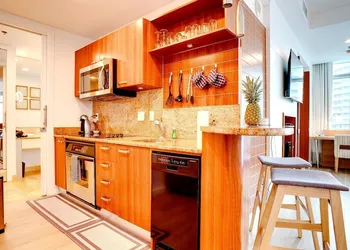 AKA Miami Brickell - Residence hotel thumbnail 3