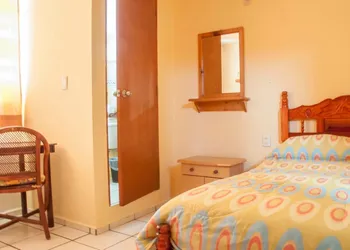 Hotel y Suites Continental hotel thumbnail 3