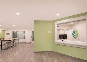 WoodSpring Suites Savannah Pooler hotel thumbnail 2