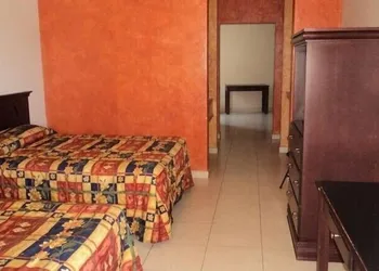 Hotel California hotel thumbnail 5