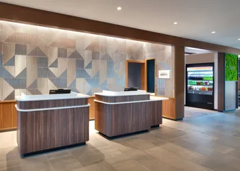 Courtyard by Marriott Ames hotel thumbnail 2
