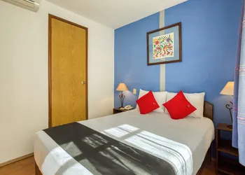 Capital O Parador Crespo Hotel, Oaxaca hotel thumbnail 8