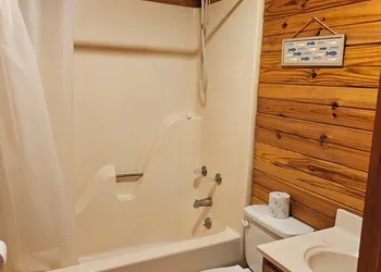 Riverview Cabins hotel thumbnail 8
