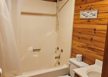 Riverview Cabins hotel thumbnail 8