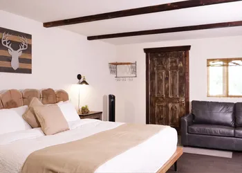 Paradise Village Hotel hotel thumbnail 8