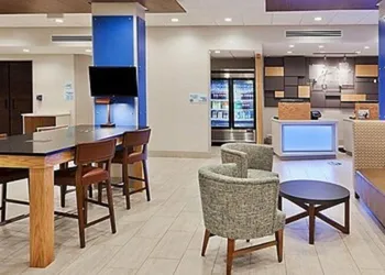 Holiday Inn Express and Suites Griffin by IHG hotel thumbnail 4