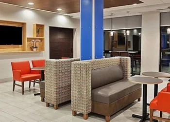 Holiday Inn Express and Suites Griffin by IHG hotel thumbnail 7