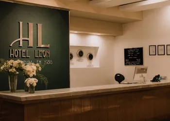 Hotel Leon hotel thumbnail 3