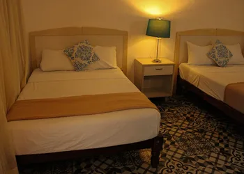 El Mirador hotel thumbnail 6
