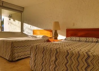 Aristos Cuernavaca hotel thumbnail 2