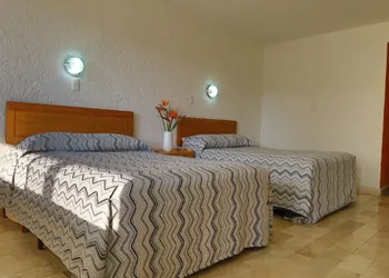 Aristos Cuernavaca hotel thumbnail 8