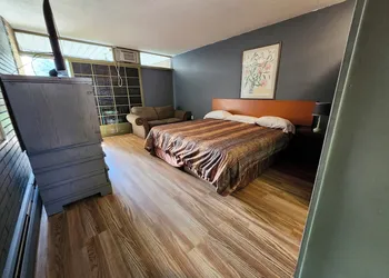 Tiki Village hotel thumbnail 7