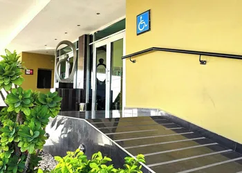 Hotel Two Select hotel thumbnail 4