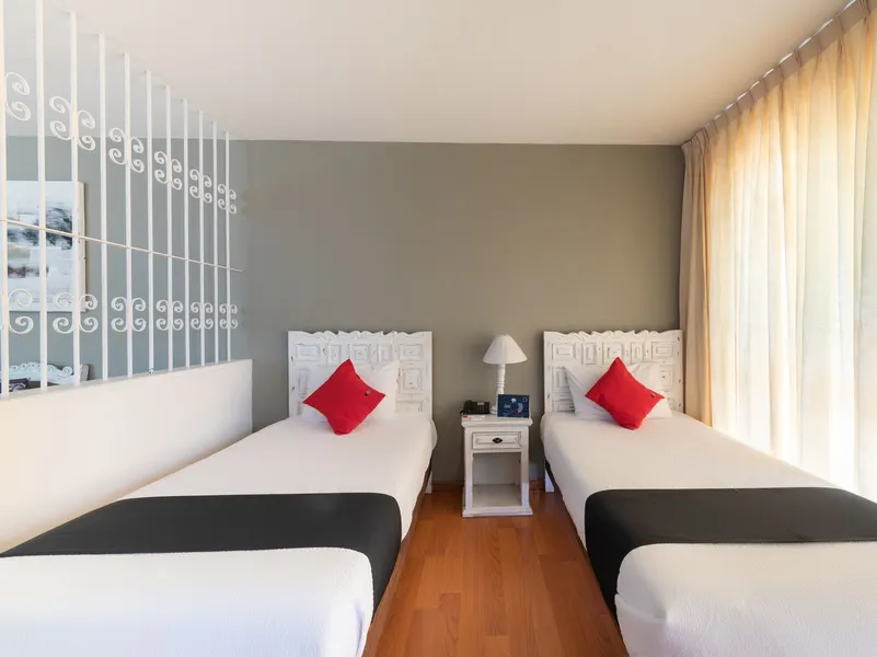Suites Internacional hotel detail image 6