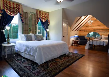 Clermont Bluffs B&B hotel thumbnail 8