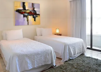 El Taj Oceanfront & Beachside Condo Hotel hotel thumbnail 6