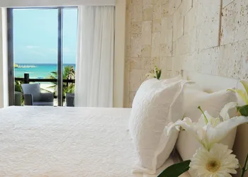 El Taj Oceanfront & Beachside Condo Hotel hotel thumbnail 5