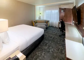 Courtyard by Marriott Monterrey Airport hotel thumbnail 7