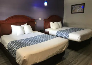 Summit Inn - Houston Medical Center hotel thumbnail 5