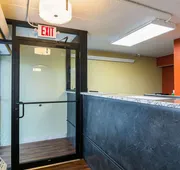 Econo Lodge South Holland - Chicago Southland hotel detail image 3