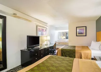 Econo Lodge South Holland - Chicago Southland hotel thumbnail 6