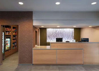 Fairfield Inn By Marriott Kansas City Airport hotel thumbnail 3