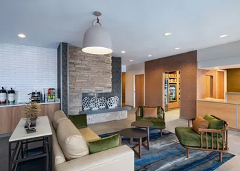 Fairfield Inn By Marriott Kansas City Airport hotel thumbnail 4