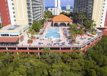 Intracostal Sunny Isles hotel thumbnail 2