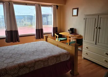 Islander Westport hotel thumbnail 8