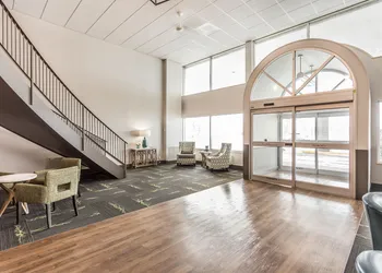 EverSpring Inn & Suites hotel thumbnail 2