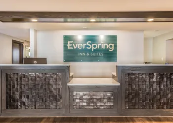 EverSpring Inn & Suites hotel thumbnail 5