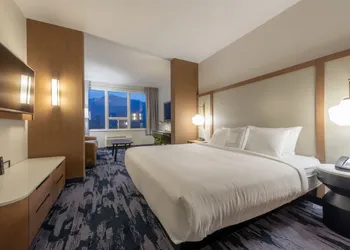 Fairfield Inn & Suites by Marriott Revelstoke hotel thumbnail 7