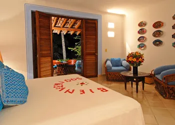 Las Alamandas hotel thumbnail 5