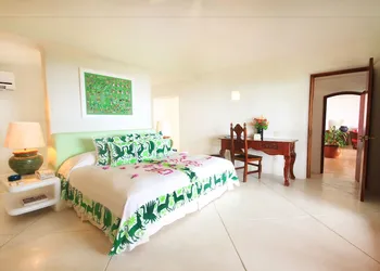 Las Alamandas hotel thumbnail 7
