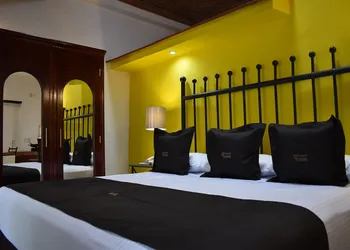 Real de la Presa hotel thumbnail 2
