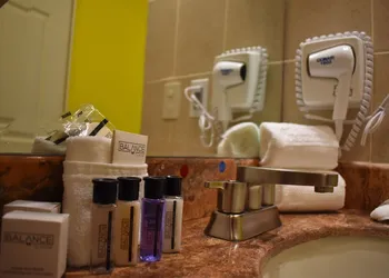 Real de la Presa hotel thumbnail 5