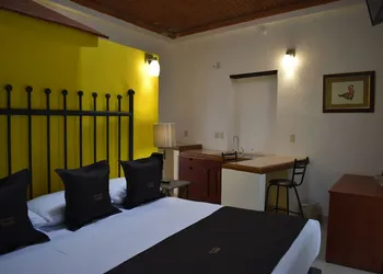 Real de la Presa hotel thumbnail 6