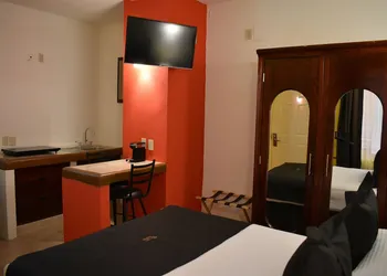Real de la Presa hotel thumbnail 8