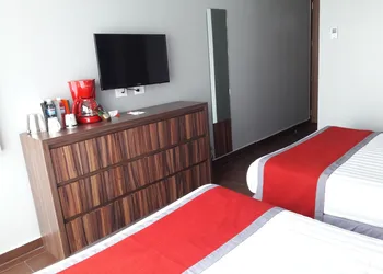 Hotel Block Suites hotel thumbnail 2