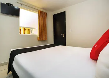 Capital O Hotel Victoria Morelia hotel thumbnail 8