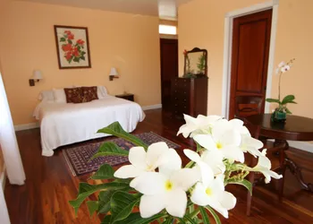 Hawaii Island Retreat hotel thumbnail 8