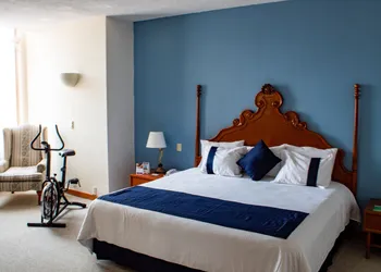 HMB Guadalajara Centro hotel thumbnail 7
