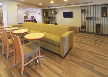 Hampton by Hilton Chihuahua hotel thumbnail 6