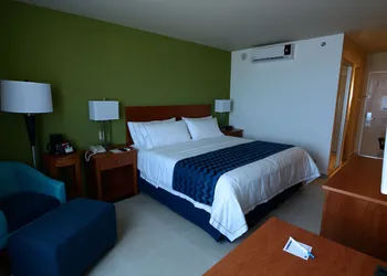 Holiday Inn Express Cabo San Lucas by IHG hotel thumbnail 4