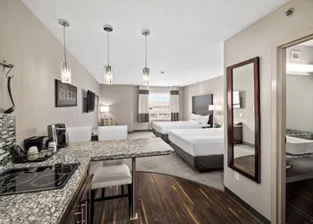Home Inn & Suites Swift Current hotel thumbnail 5