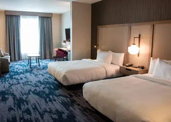Fairfield Inn & Suites by Marriott Davenport Quad Cities hotel thumbnail 4
