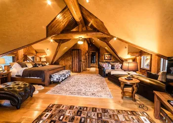 Coyote Bluff Estate hotel thumbnail 5