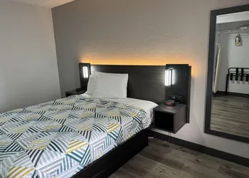 Studio 6 Extended Stay - West Palm Beach, FL hotel thumbnail 6