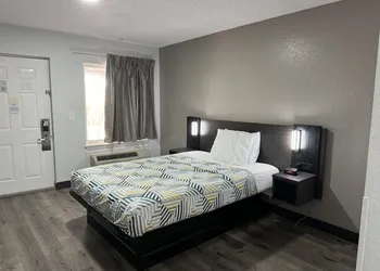 Studio 6 Extended Stay - West Palm Beach, FL hotel thumbnail 8